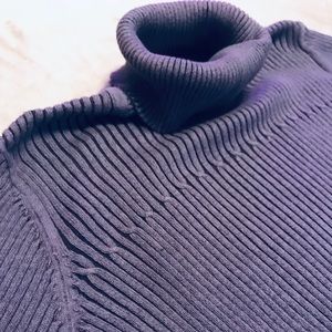 COLUMBIA Ladies Turtleneck Sweater